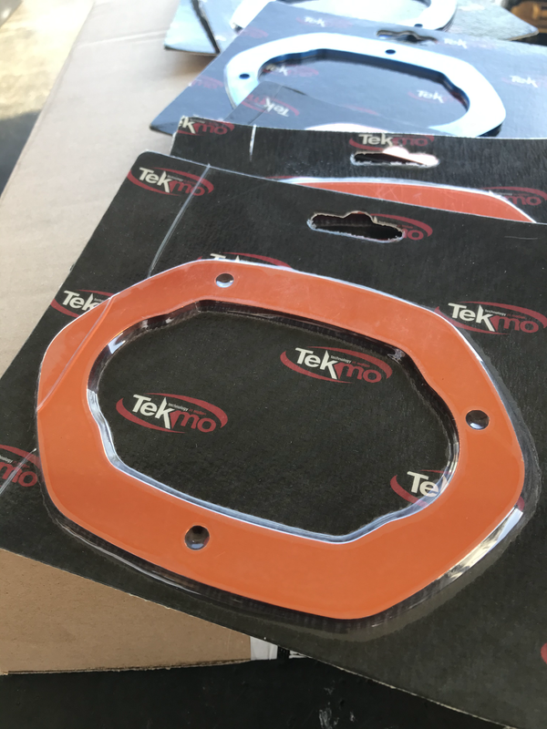 Tekmo Racing Dual-Core Muffler Coloured Spacer Plate image 0