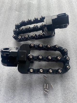 KTM690/GasGas700/Husqvarna 701 Nice CnC Wide Adjustable Height  Footrests image 2
