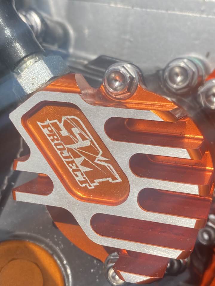 690/700/701 Finned Oil Filter Cover (right) SM Project CnC image 0