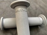 Renthal Street Medium Compound Open End Grips image 2