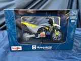 Husqvarna 701 Supermoto 1:12 Scale Model